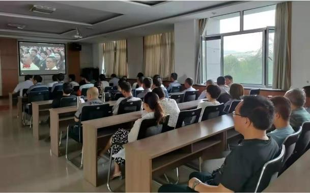 泓源公司集中收看慶祝中國共產(chǎn)黨成立100周年大會實(shí)況(圖5)