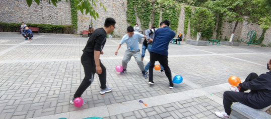 平煤機(jī)公司作風(fēng)整頓活動(dòng)初見成效(圖3) 平煤機(jī)公司作風(fēng)整頓活動(dòng)初見成效(圖3)